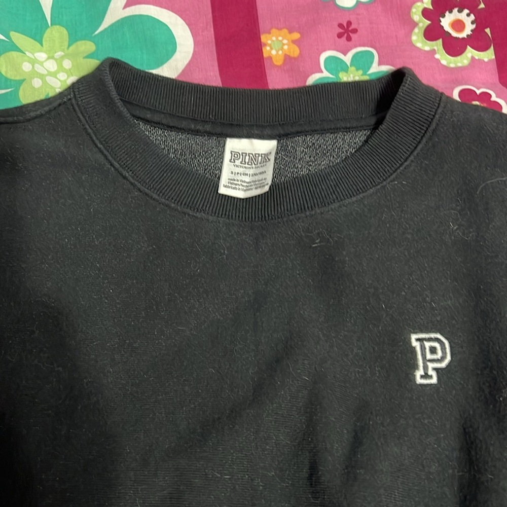 PINK Victoria’s Secret black sweatshirt size SP